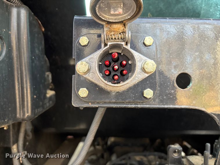 image for item EV3481 2007 Massey Ferguson 5460 MFWD tractor