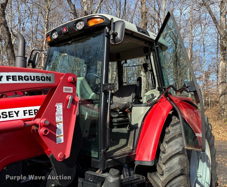 image for item EV3481 2007 Massey Ferguson 5460 MFWD tractor