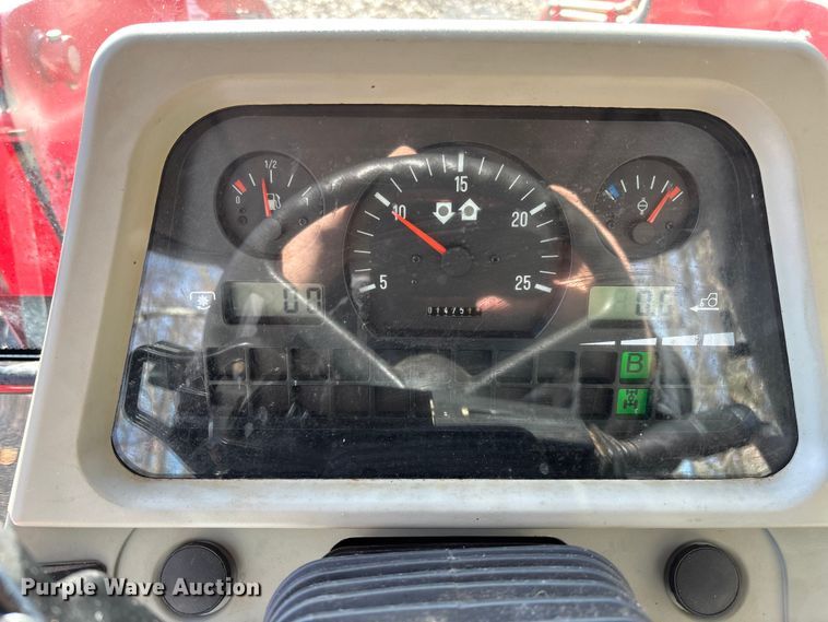 image for item EV3481 2007 Massey Ferguson 5460 MFWD tractor