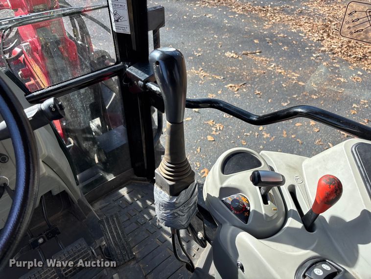 image for item EV3481 2007 Massey Ferguson 5460 MFWD tractor