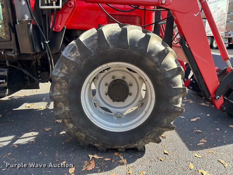 image for item EV3481 2007 Massey Ferguson 5460 MFWD tractor