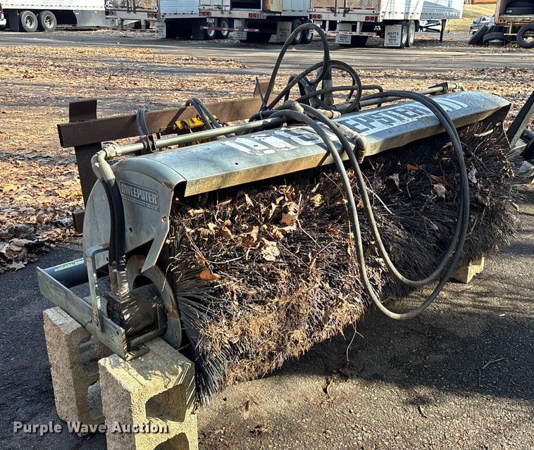 image for item EV3481 2007 Massey Ferguson 5460 MFWD tractor