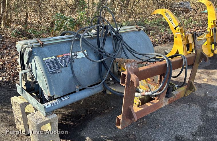 image for item EV3481 2007 Massey Ferguson 5460 MFWD tractor