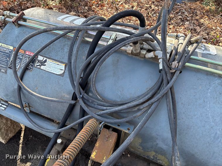 image for item EV3481 2007 Massey Ferguson 5460 MFWD tractor