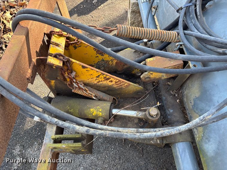 image for item EV3481 2007 Massey Ferguson 5460 MFWD tractor