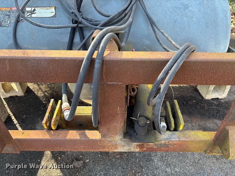 image for item EV3481 2007 Massey Ferguson 5460 MFWD tractor