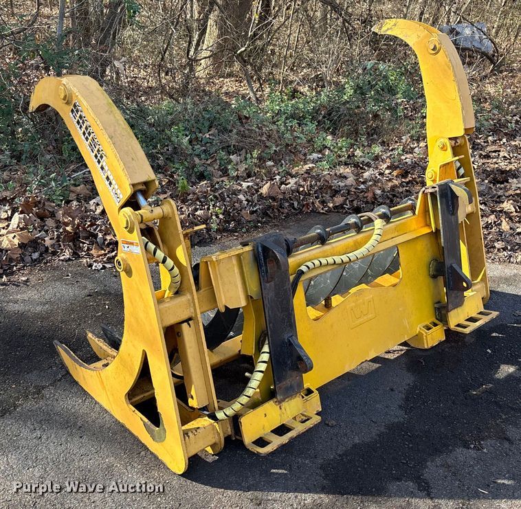 image for item EV3481 2007 Massey Ferguson 5460 MFWD tractor