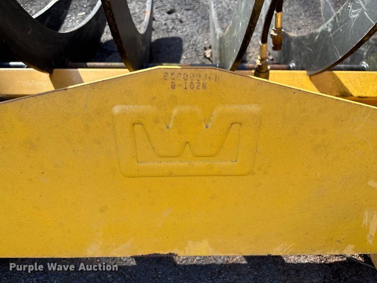 image for item EV3481 2007 Massey Ferguson 5460 MFWD tractor