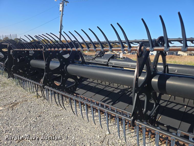 image for item EV4419 2005 Case IH 2062 36M13 2BE flex draper head