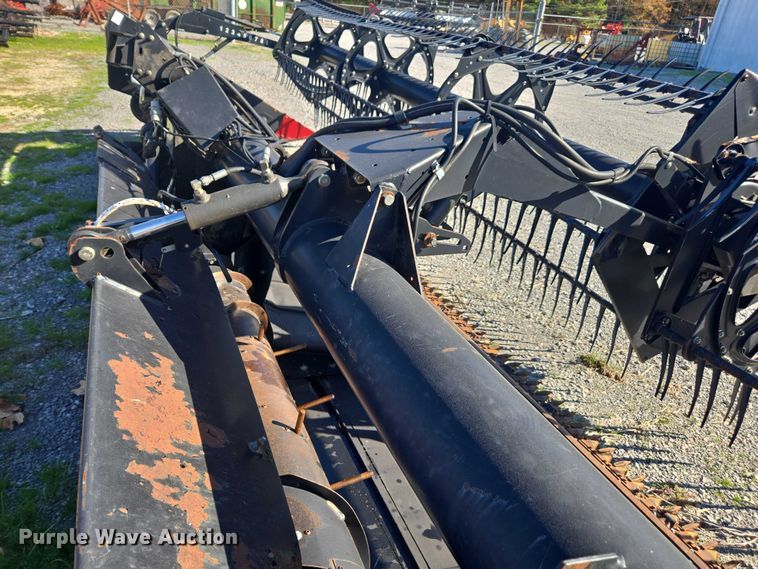 image for item EV4419 2005 Case IH 2062 36M13 2BE flex draper head