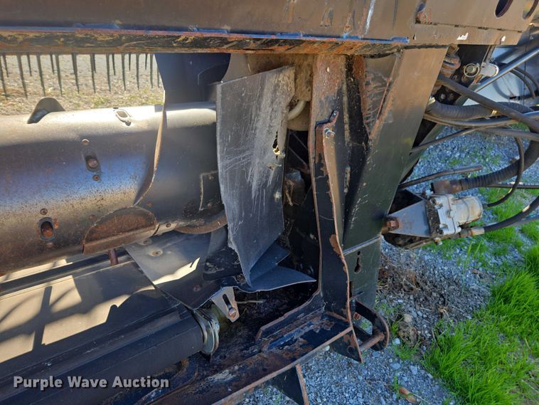 image for item EV4419 2005 Case IH 2062 36M13 2BE flex draper head