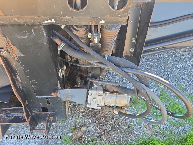 image for item EV4419 2005 Case IH 2062 36M13 2BE flex draper head