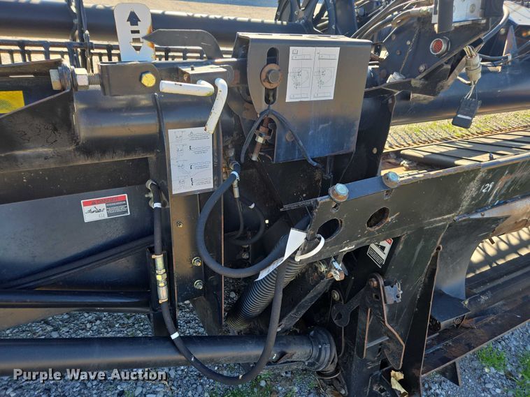 image for item EV4419 2005 Case IH 2062 36M13 2BE flex draper head