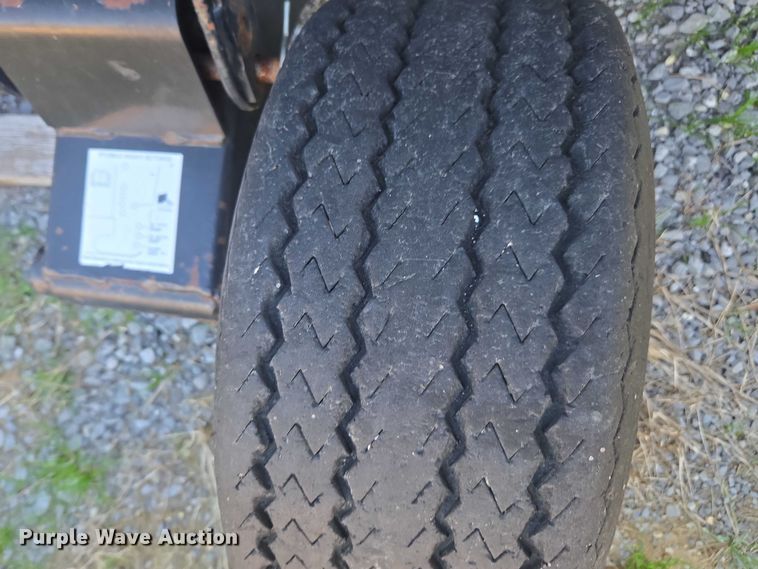 image for item EV4419 2005 Case IH 2062 36M13 2BE flex draper head