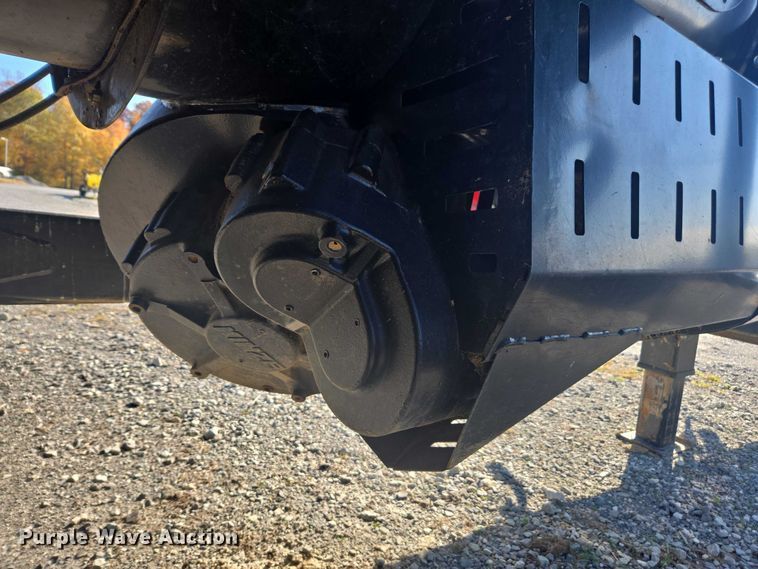 image for item EV4420 2018 Kinze 1105 grain cart