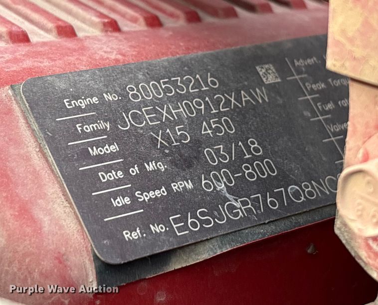 image for item EV4421 2019 Peterbilt 579 semi truck