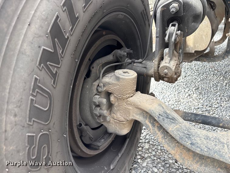 image for item EV4421 2019 Peterbilt 579 semi truck