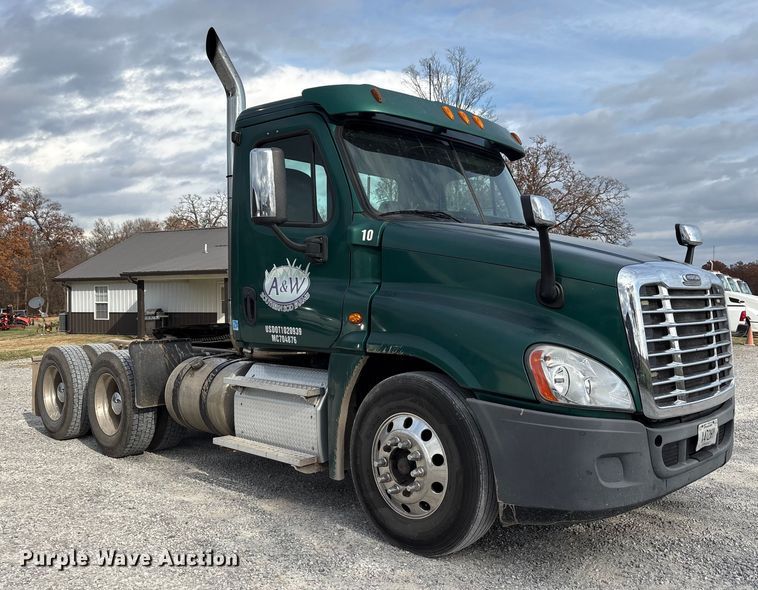 CAMIóN 2013 FREIGHTLINER