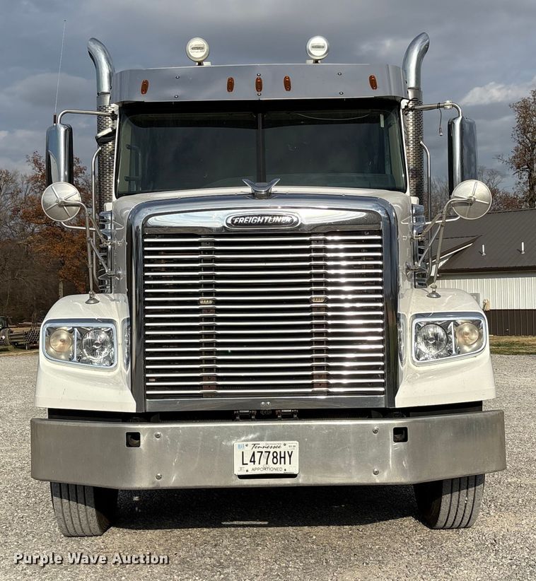 CAMIóN CAMAROTE 2015 FREIGHTLINER