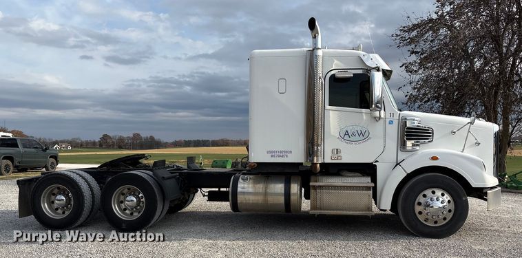 CAMIóN CAMAROTE 2015 FREIGHTLINER