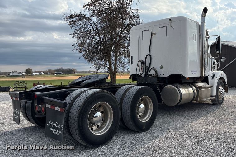 CAMIóN CAMAROTE 2015 FREIGHTLINER