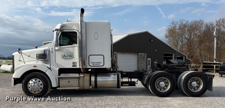 image for item EV4423 2015 Freightliner Coronado semi truck