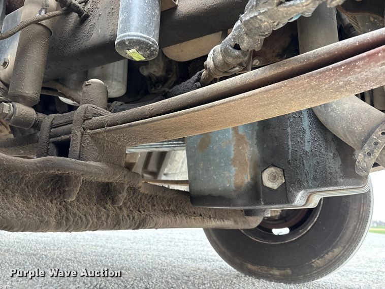 image for item EV4424 2007 Freightliner Columbia semi truck