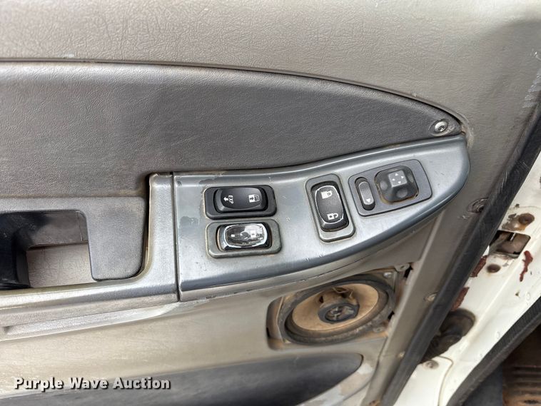 image for item EV4424 2007 Freightliner Columbia semi truck