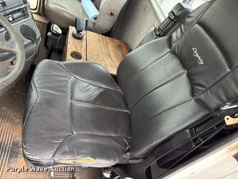 image for item EV4424 2007 Freightliner Columbia semi truck