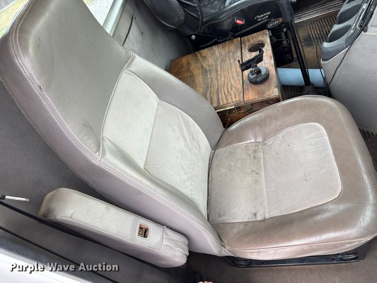 image for item EV4424 2007 Freightliner Columbia semi truck