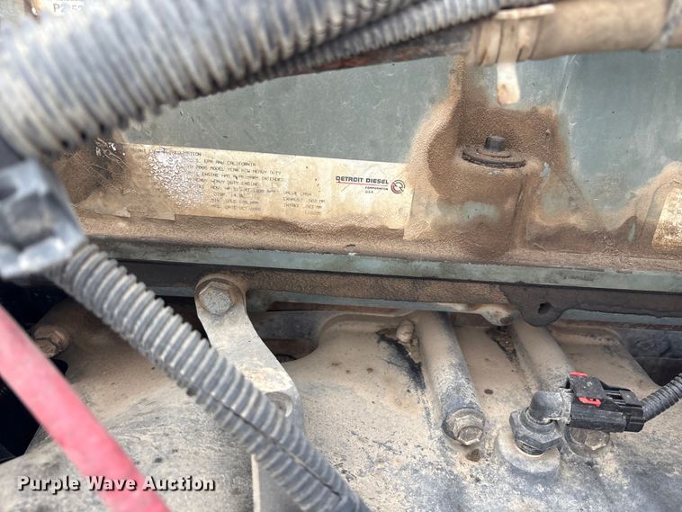 image for item EV4424 2007 Freightliner Columbia semi truck