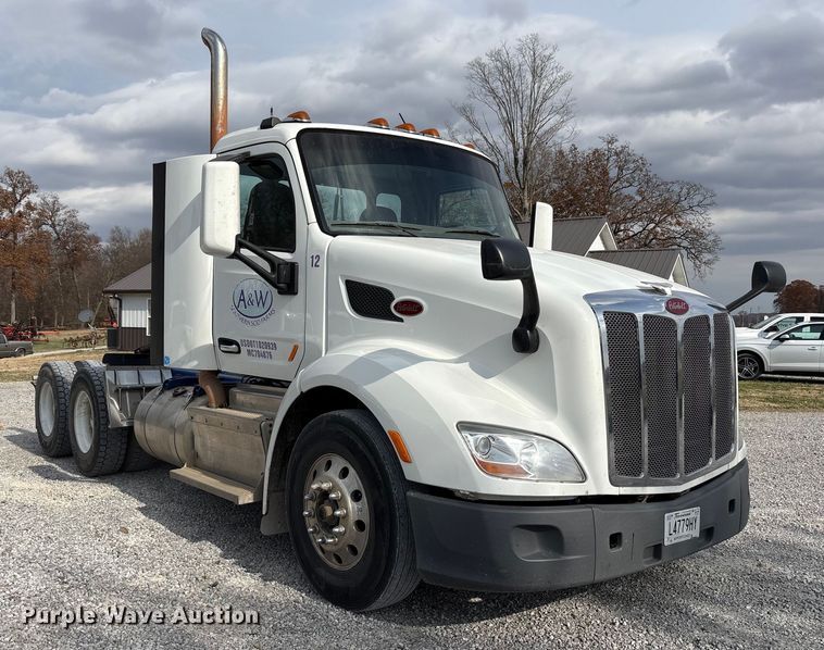 CAMIóN 2017 PETERBILT