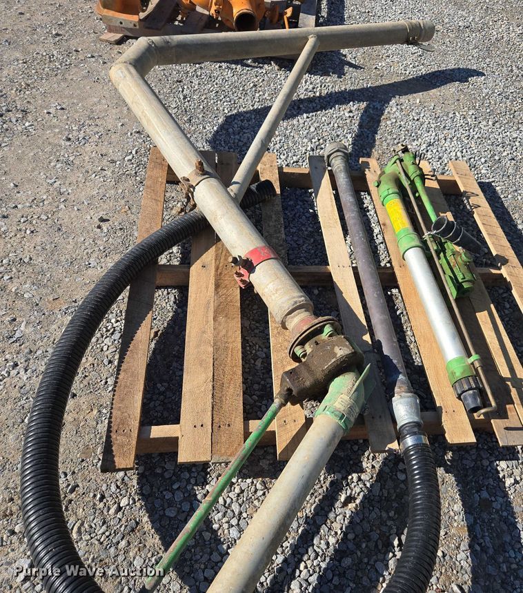 image for item EV4501 Toolbox and supplies