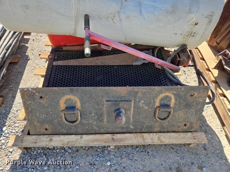 image for item EV4501 Toolbox and supplies