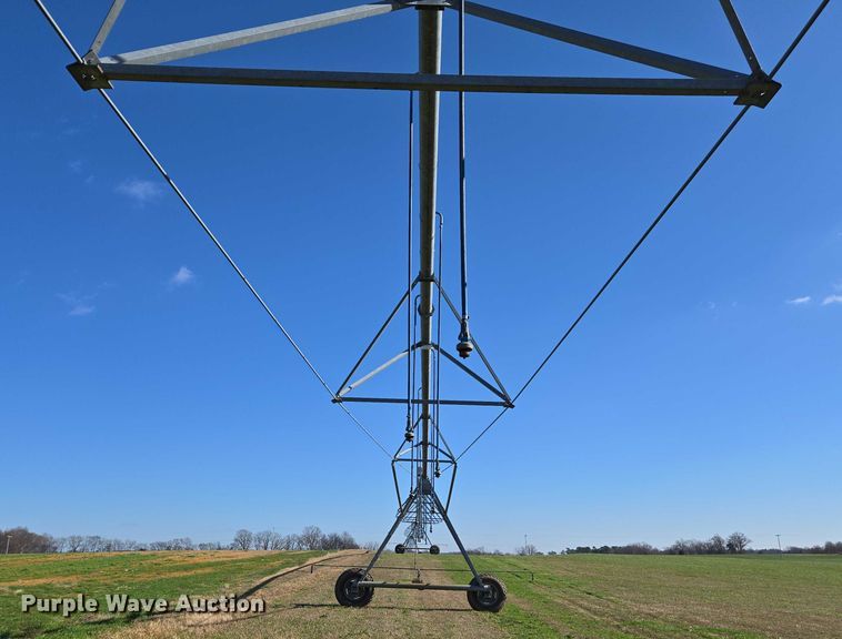 image for item EV4503 Valley 7000 center pivot