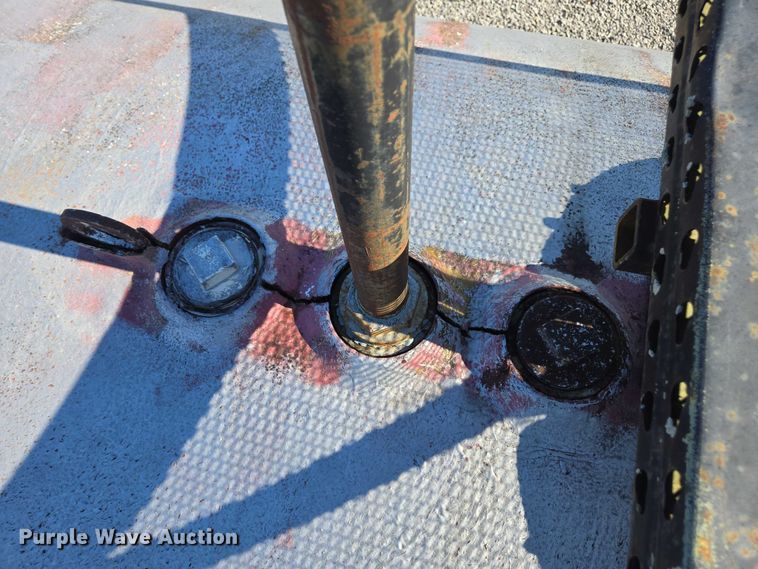 image for item EV4505 (3) fuel tanks and pumps