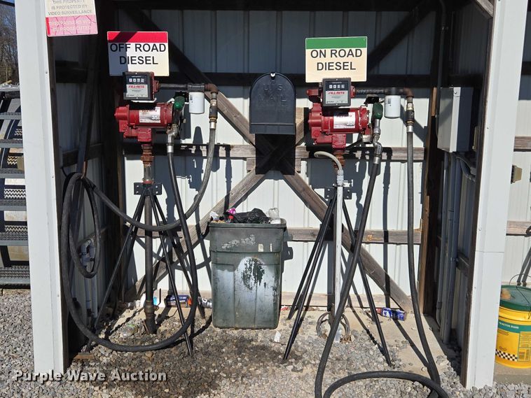 image for item EV4505 (3) fuel tanks and pumps