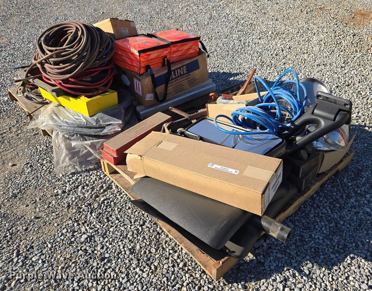 image for item EV4510 Truck parts