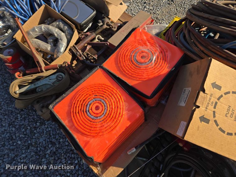 image for item EV4510 Truck parts