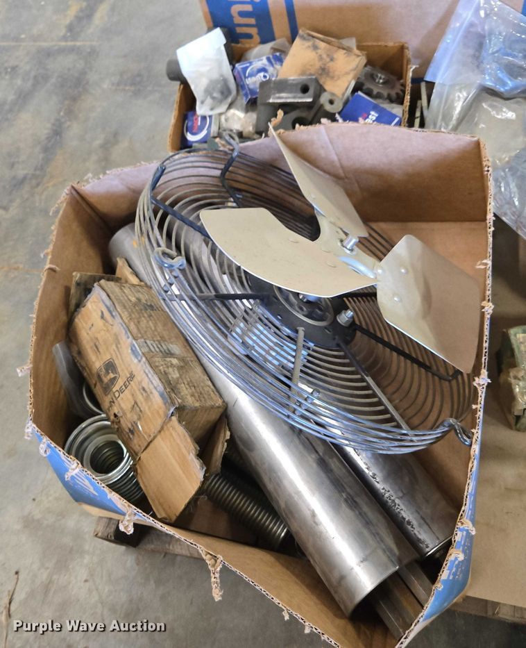 image for item EV4511 Sod harvester parts