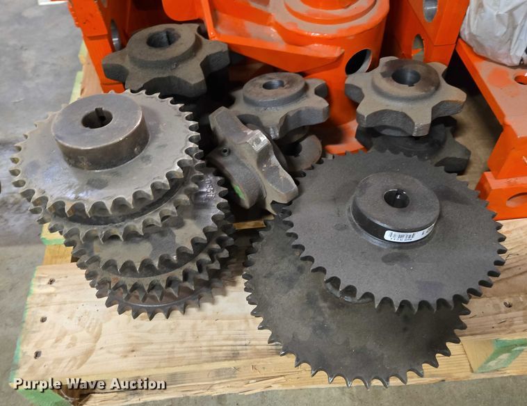 image for item EV4511 Sod harvester parts