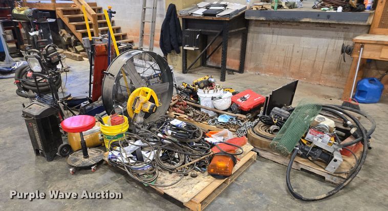 image for item EV4514 Shop equipment