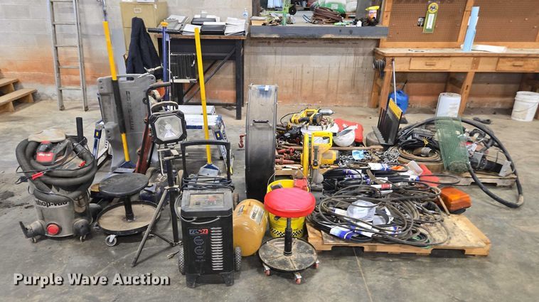 image for item EV4514 Shop equipment