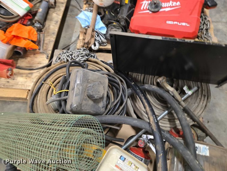 image for item EV4514 Shop equipment