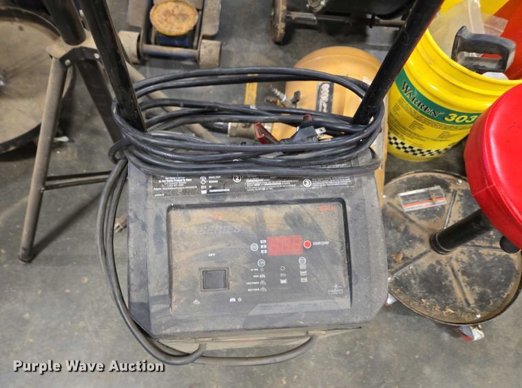 image for item EV4514 Shop equipment