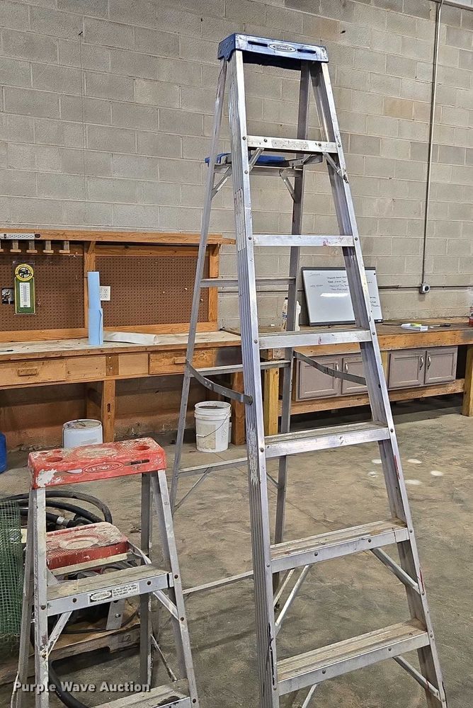 image for item EV4514 Shop equipment