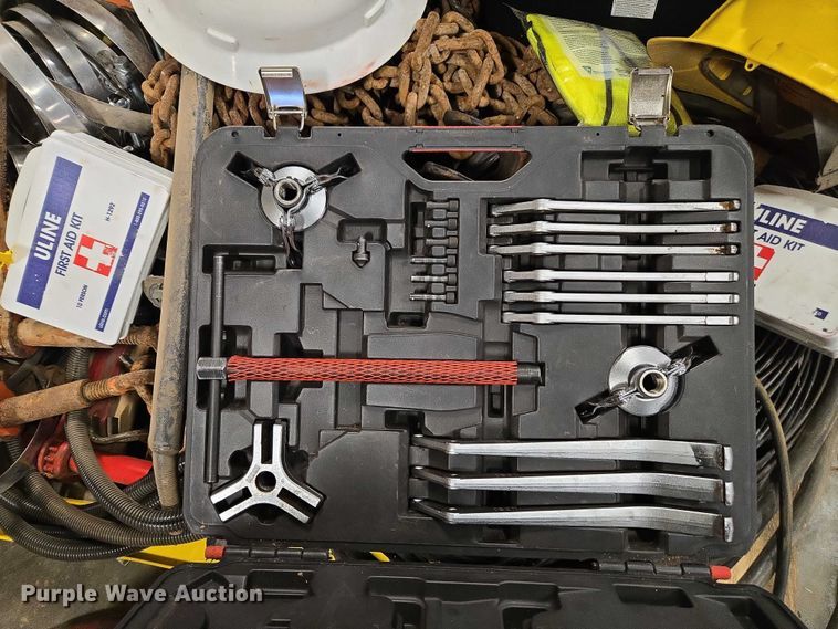 image for item EV4515 Shop tools