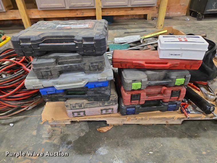 image for item EV4515 Shop tools