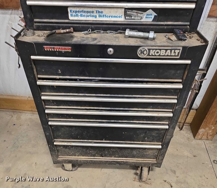 image for item EV4516 Shop tools and bolts