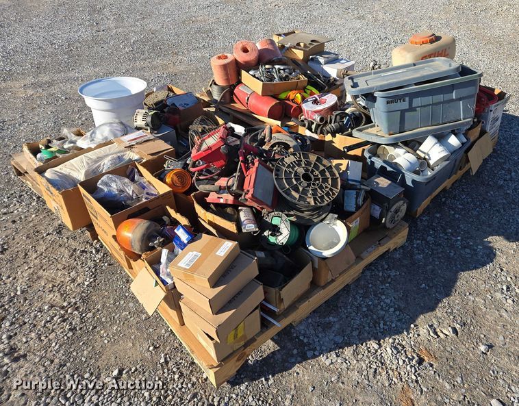 image for item EV4519 Shop tools and parts